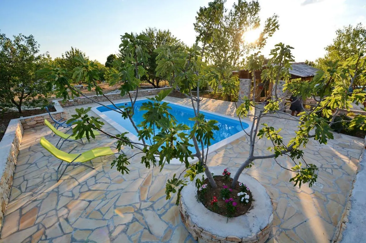 Holiday Home Pavlovi Dvori Smilcic