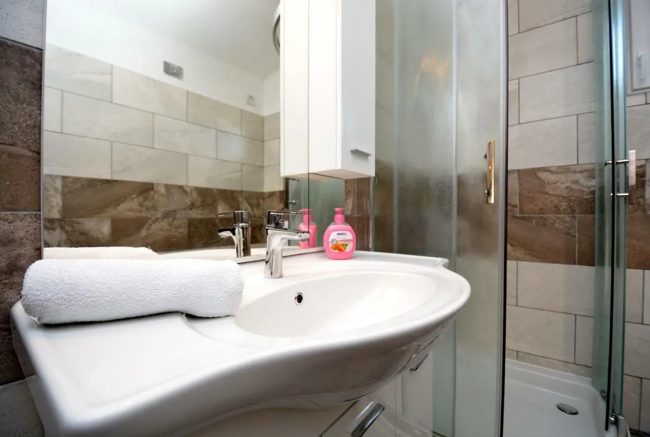 Holiday Home Pavlovi Dvori Smilcic