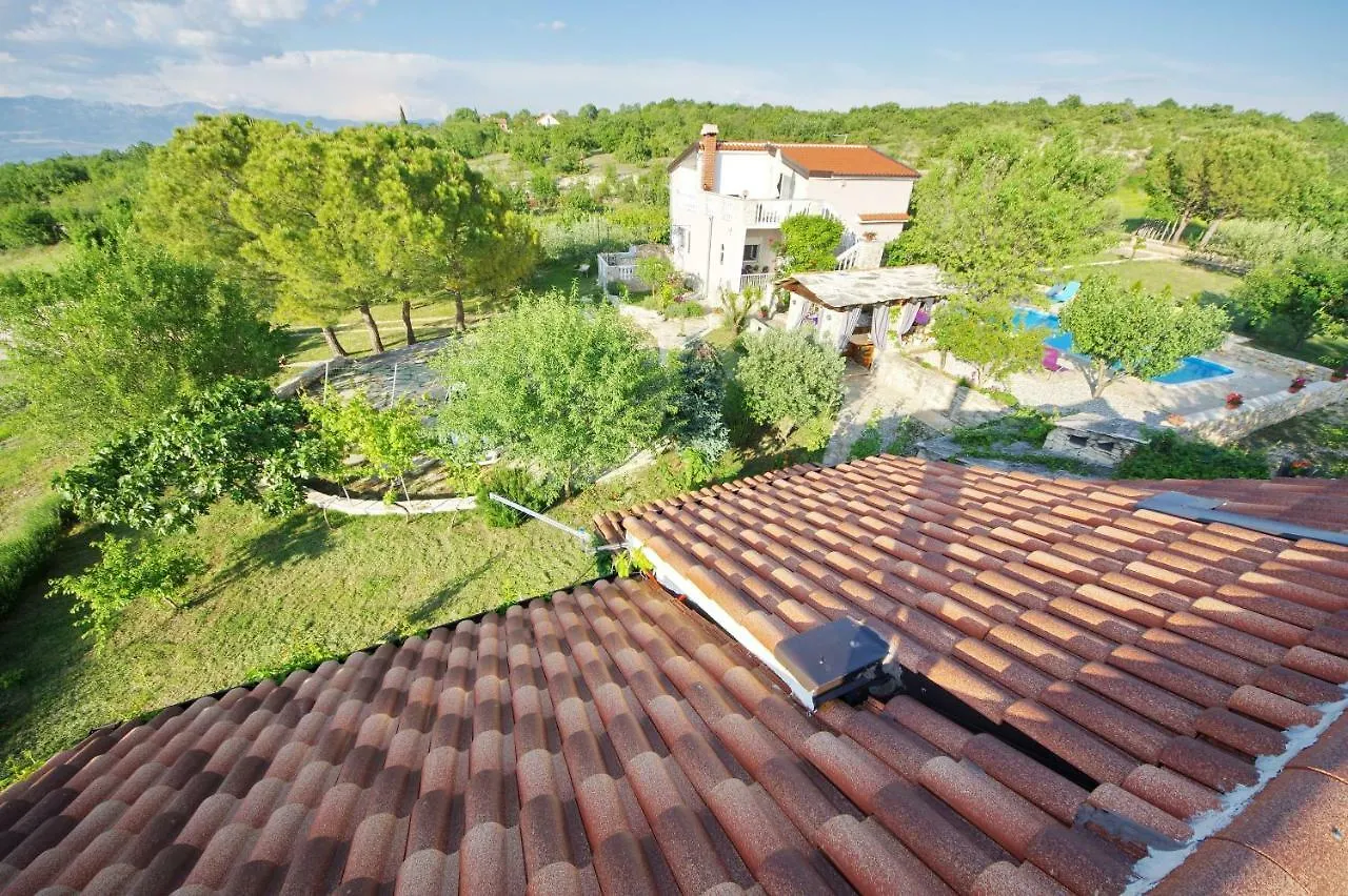Holiday Home Pavlovi Dvori Smilcic 0*,  Croatia