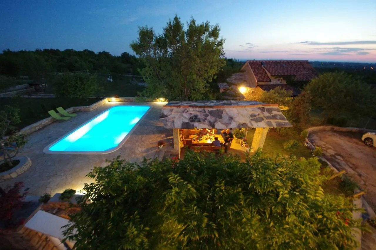 Holiday Home Pavlovi Dvori Smilcic 0*,  Croatia